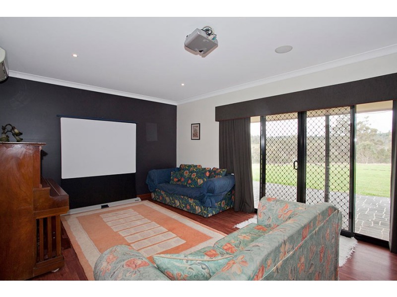 64 Puschmann Road, Geham QLD 4352