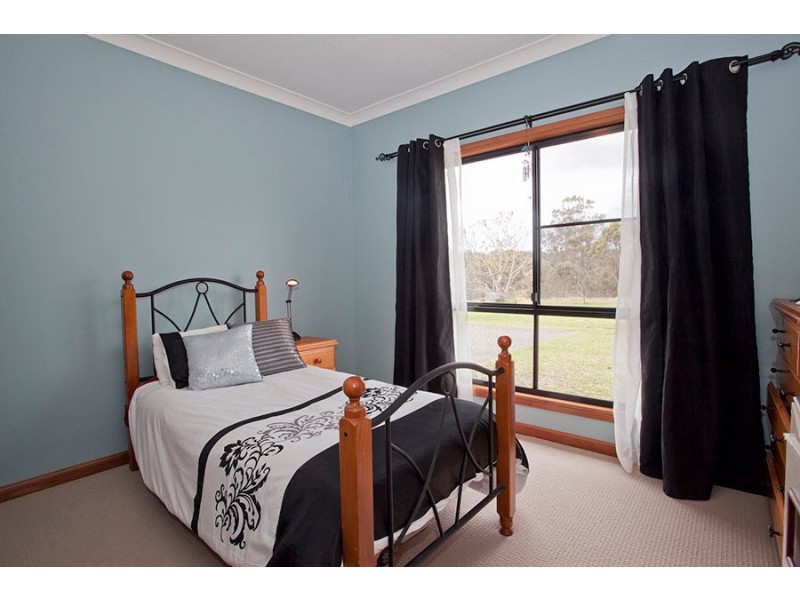 64 Puschmann Road, Geham QLD 4352