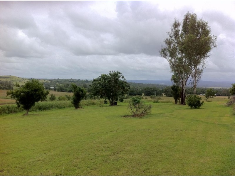 24 Neuendorfs Road, Lilydale QLD 4344