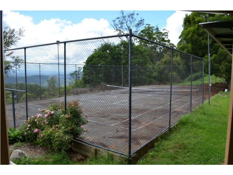 Ravensbourne QLD 4352