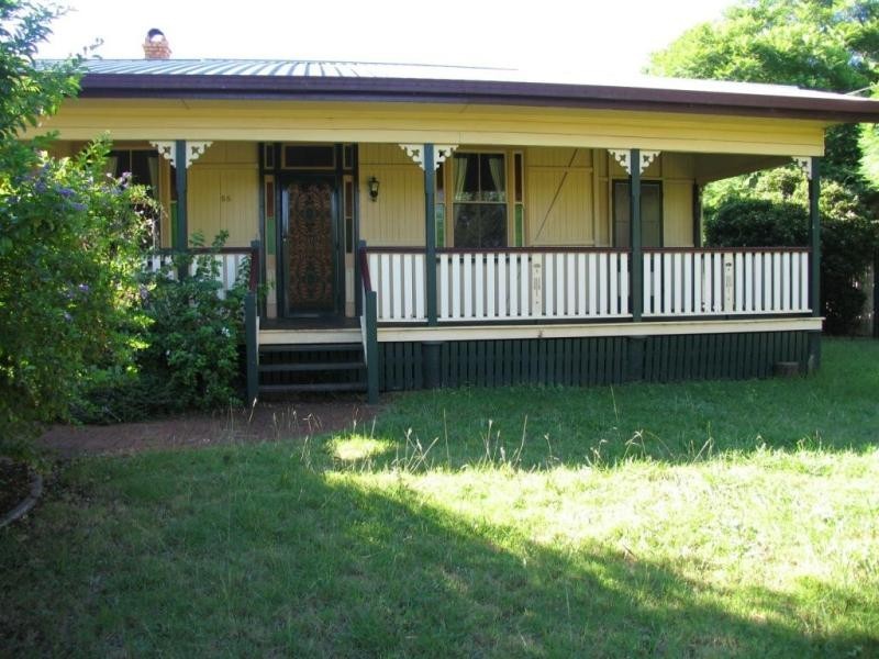 55 Anzac Avenue, Toowoomba City QLD 4350