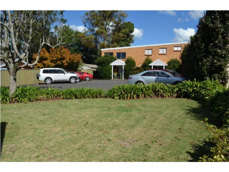 126 South Street, Centenary Heights QLD 4350