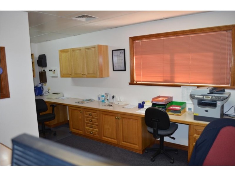 126 South Street, Centenary Heights QLD 4350