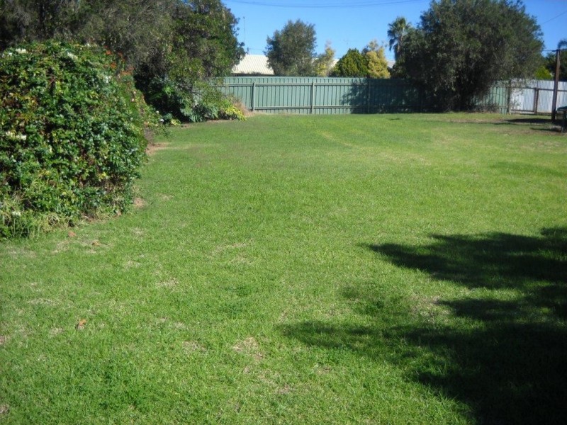 8 Lovejoy Court, Kearneys Spring QLD 4350