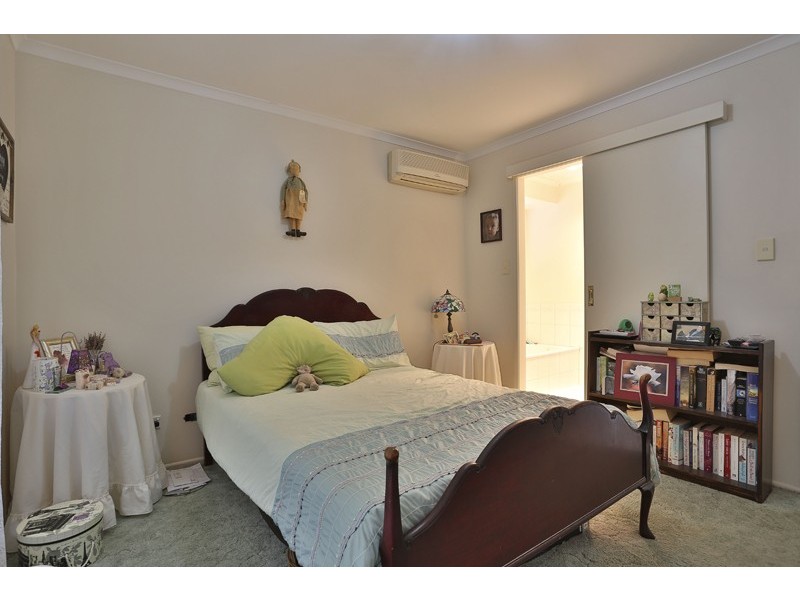 19 Silvergum Court, Glenvale QLD 4350