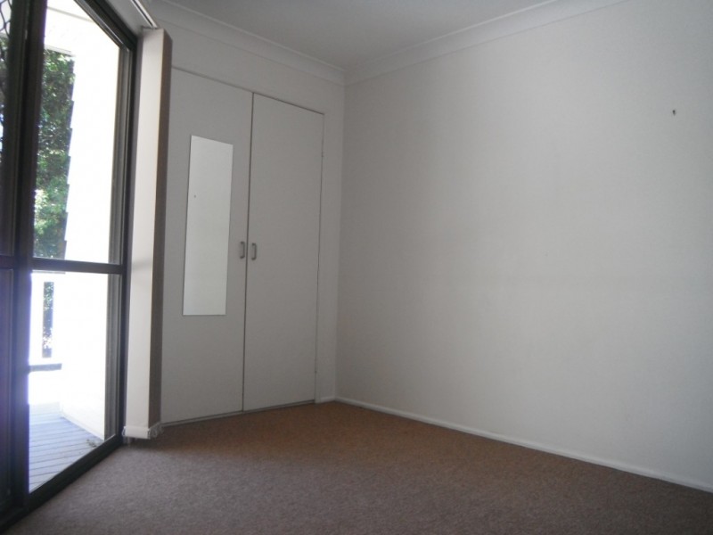 8 Warana Avenue, East Toowoomba QLD 4350