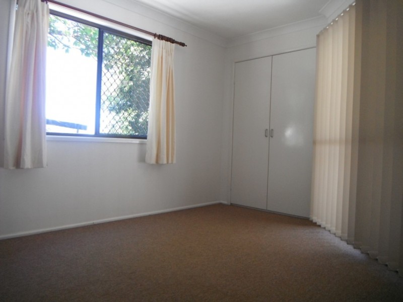 8 Warana Avenue, East Toowoomba QLD 4350