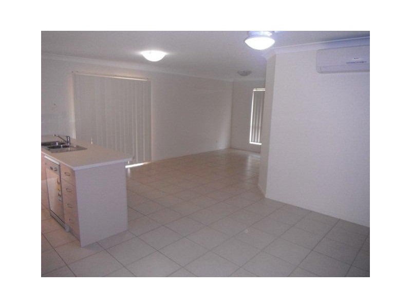 13 Sweeney Street, Kearneys Spring QLD 4350