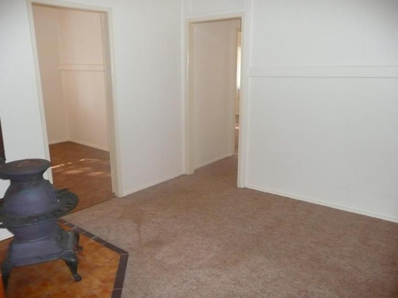 14484 New England Highway, Greenmount QLD 4359