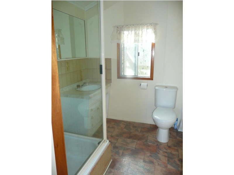 14484 New England Highway, Greenmount QLD 4359