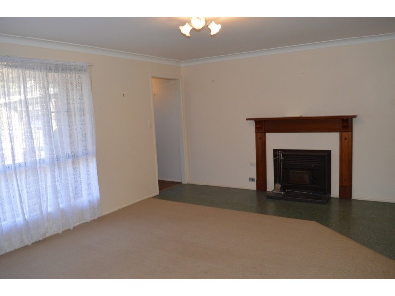 11 Marigold Street, Centenary Heights QLD 4350
