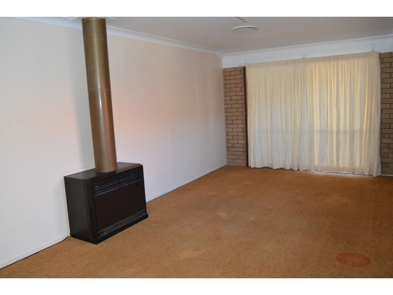 11 Marigold Street, Centenary Heights QLD 4350