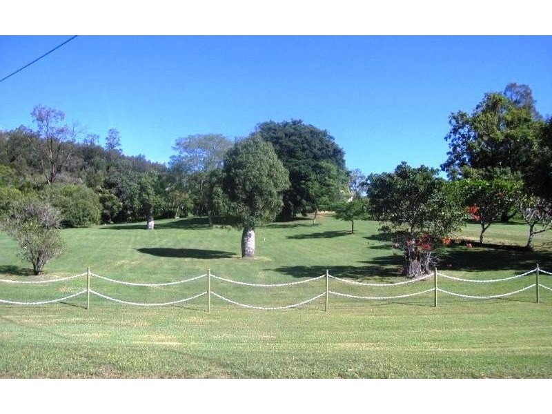 21 Meadows Drive, Withcott QLD 4352