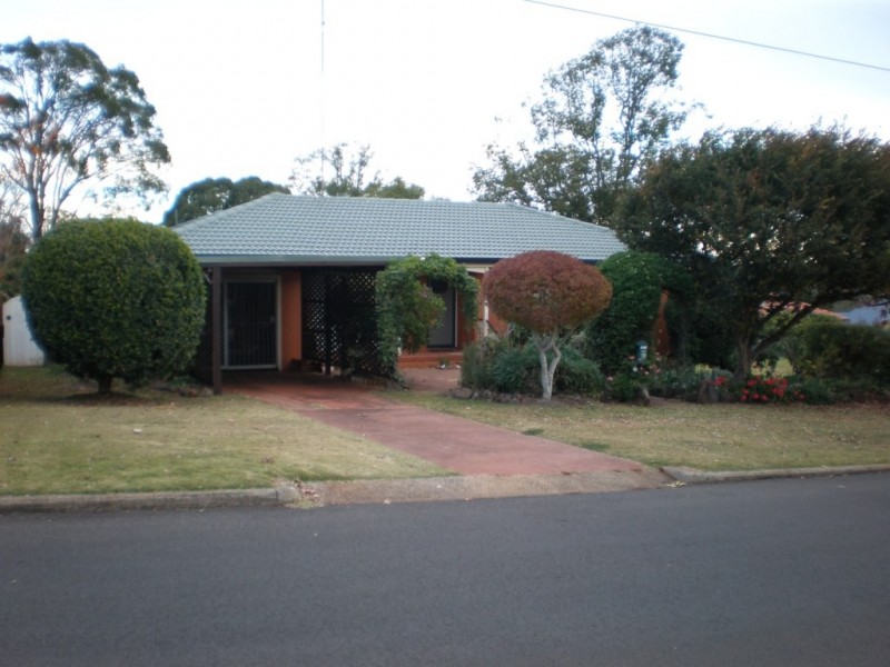 12 Girrawheen Street, Rangeville QLD 4350