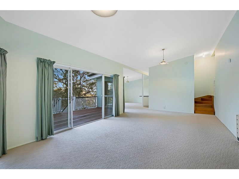 11 Dippel Street, Middle Ridge QLD 4350