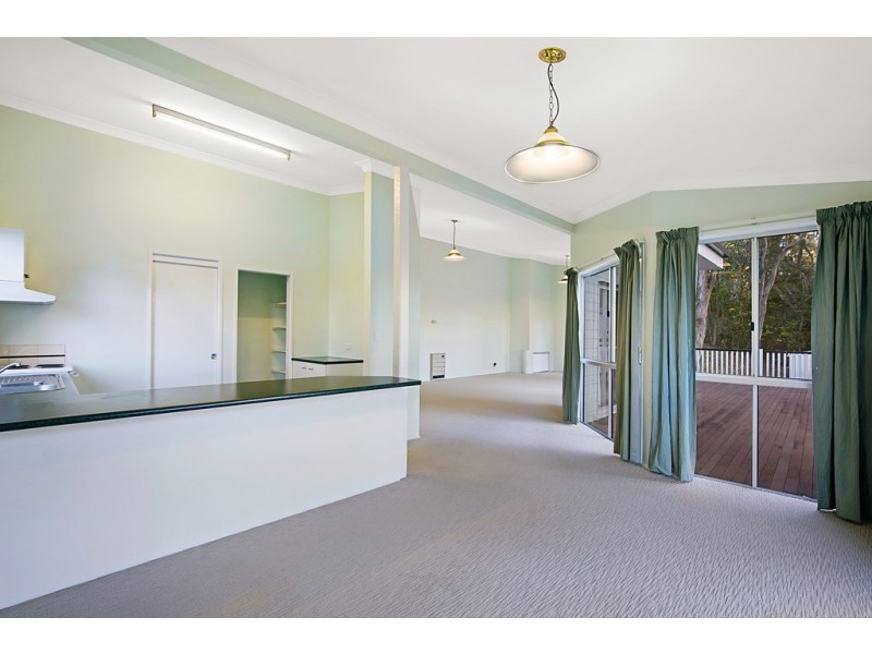 11 Dippel Street, Middle Ridge QLD 4350
