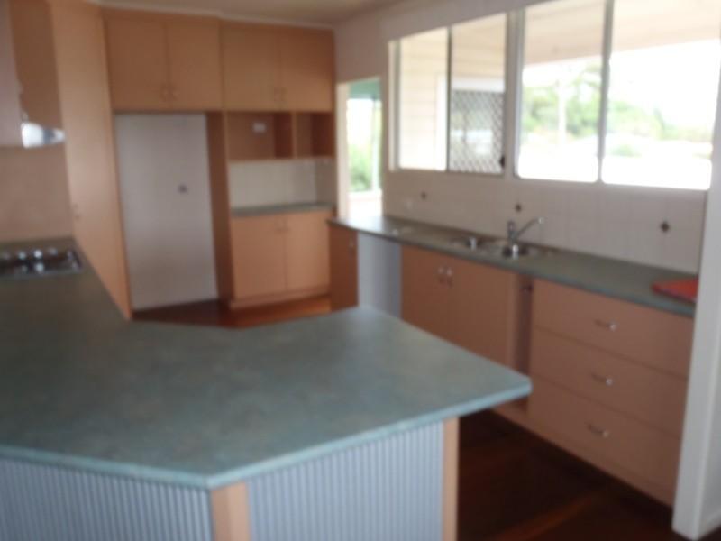 4 Corser Street, Centenary Heights QLD 4350