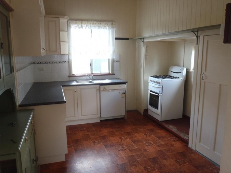 8 Eton Street, Toowoomba City QLD 4350