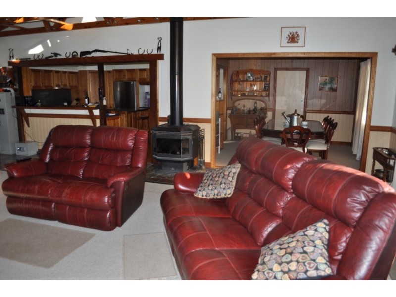 89 Ryeford Back Plains Rd, Clifton QLD 4361