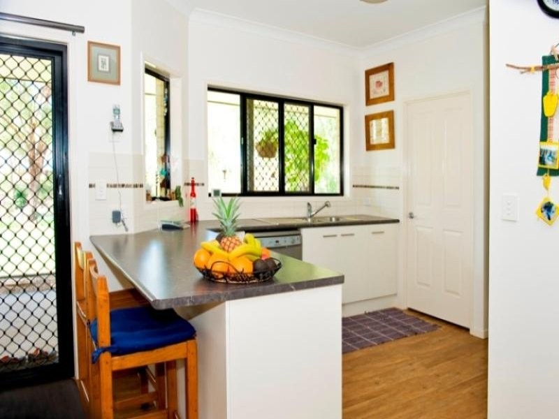 9 Karingal Court, Glenvale QLD 4350
