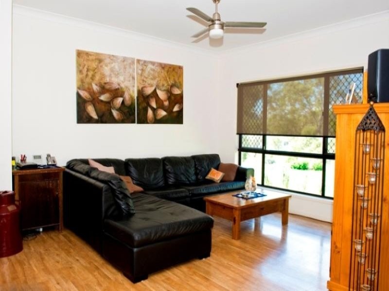 9 Karingal Court, Glenvale QLD 4350