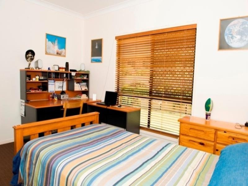 9 Karingal Court, Glenvale QLD 4350