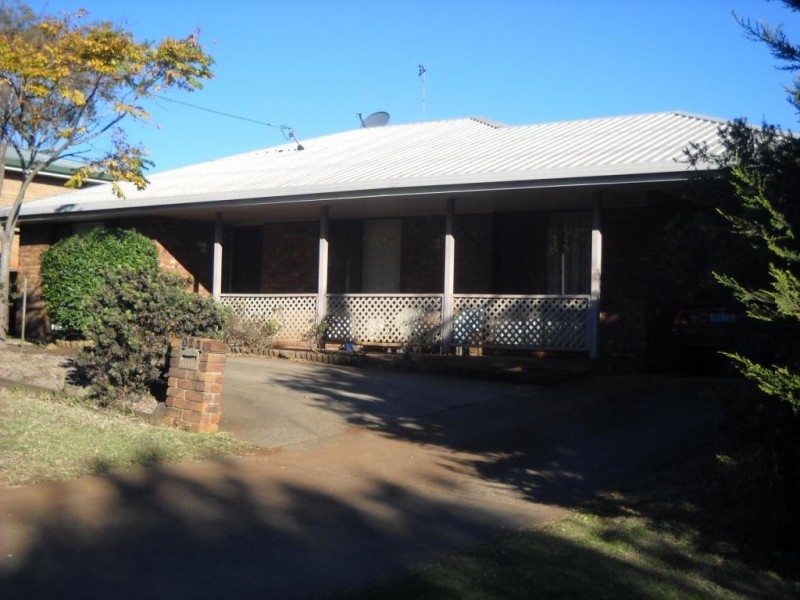 106 Hursley Road, Newtown QLD 4350
