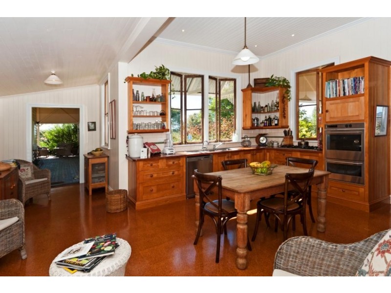 937 Cambooya Felton Road, Cambooya QLD 4358