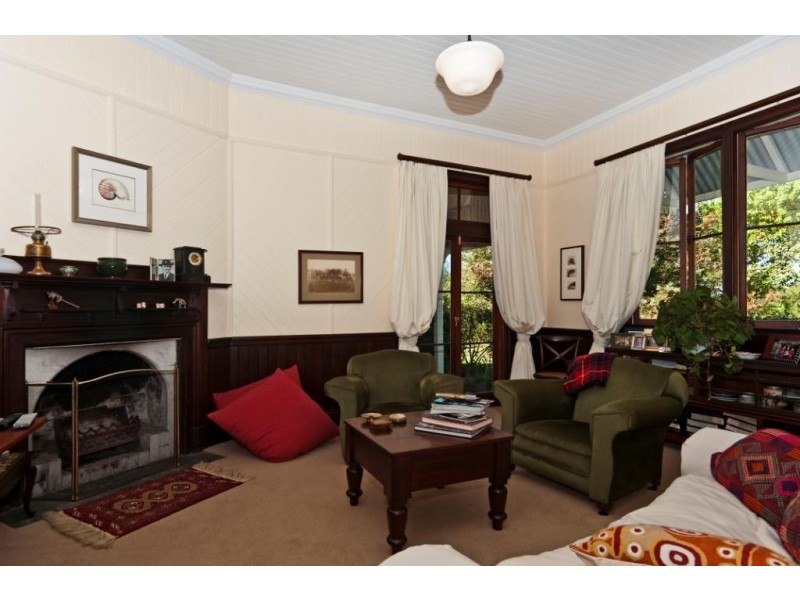 937 Cambooya Felton Road, Cambooya QLD 4358