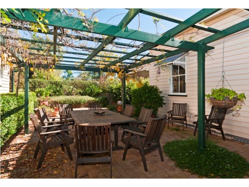 937 Cambooya Felton Road, Cambooya QLD 4358