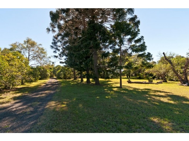 937 Cambooya Felton Road, Cambooya QLD 4358