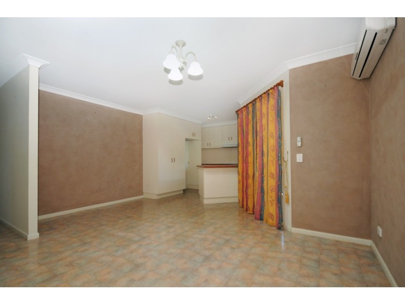 4 Freyling Court, Kearneys Spring QLD 4350