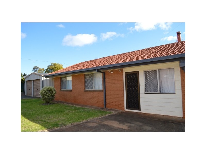 Unit 2/24a Grey Street, Toowoomba City QLD 4350
