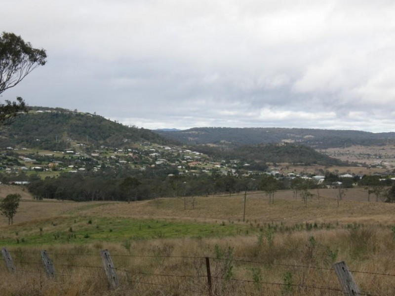 26 Ironbark Drive, Mount Rascal QLD 4350