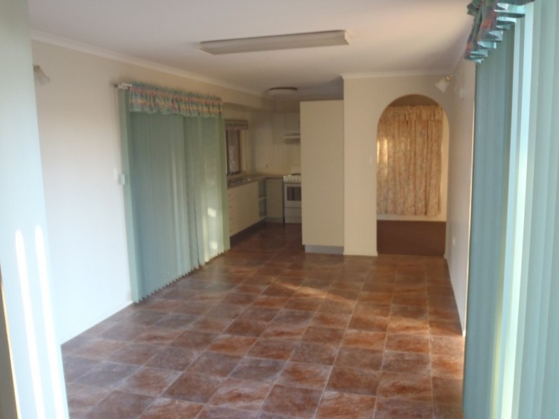 34 Jennifer Crescent, Darling Heights QLD 4350