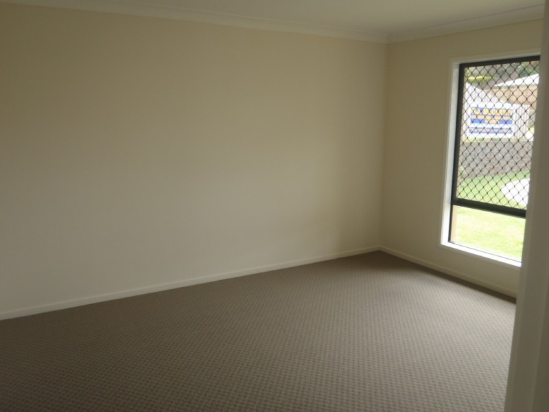 16 Barwick Street, Wilsonton Heights QLD 4350