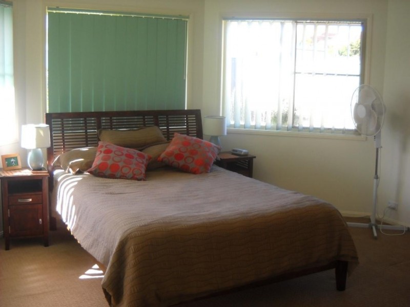 10 Vanham Close, Middle Ridge QLD 4350