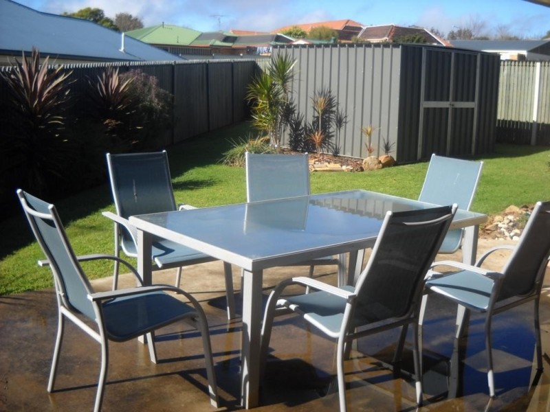 10 Vanham Close, Middle Ridge QLD 4350