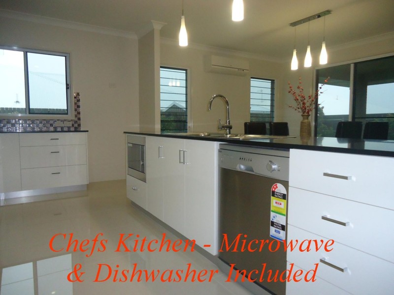 324 Ramsay Street, Middle Ridge QLD 4350