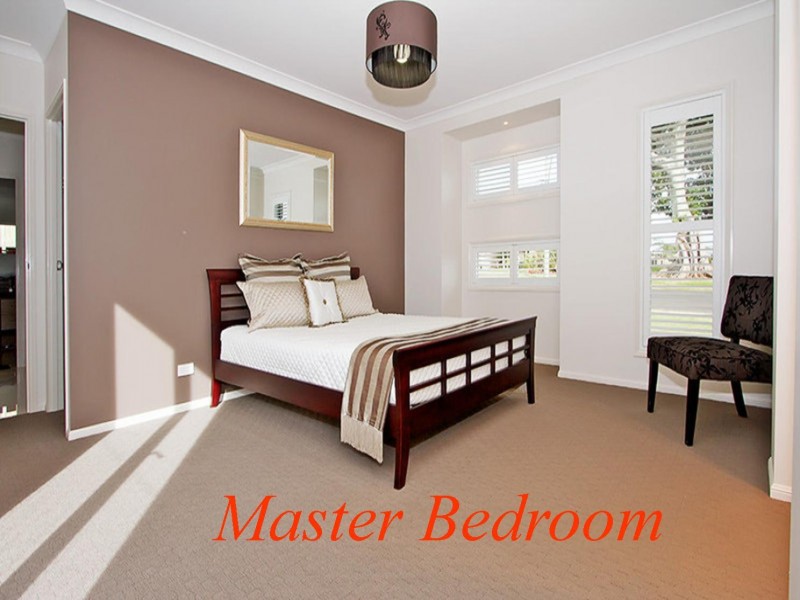 324 Ramsay Street, Middle Ridge QLD 4350