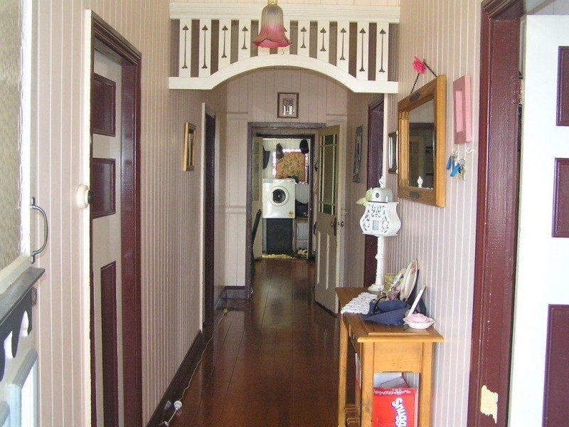 18 Eton Street, East Toowoomba QLD 4350