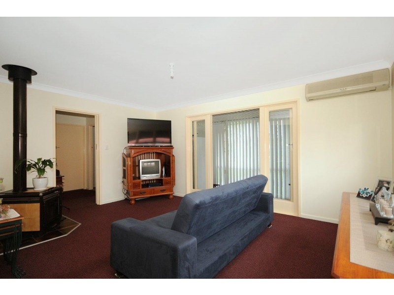 12 Barah Street, Rockville QLD 4350