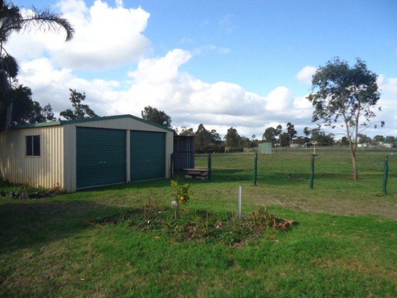 21 Cudmore Road, Cambooya QLD 4358