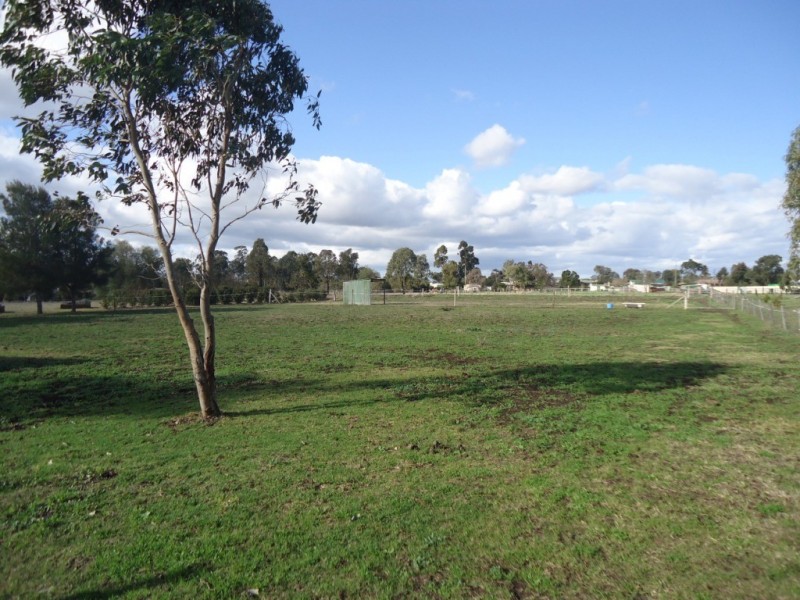 21 Cudmore Road, Cambooya QLD 4358