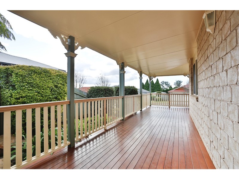 8 St Andrews Court, Middle Ridge QLD 4350
