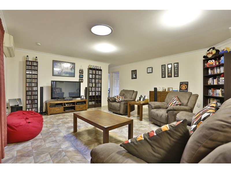 14 Freyling Court, Kearneys Spring QLD 4350