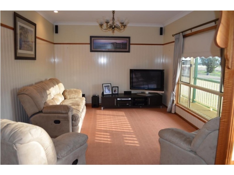 78 Colemans Road, Goombungee QLD 4354