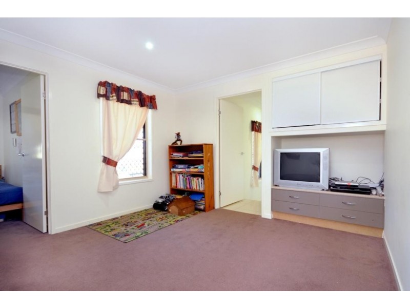 4 Hayle Court, Highfields QLD 4352