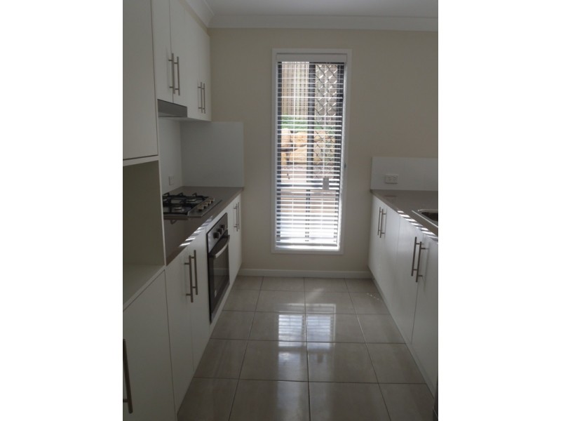 1/4 Punter Close, Glenvale QLD 4350