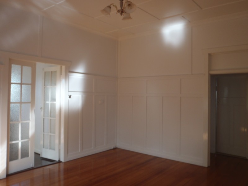 17 Hamwood Street, Newtown QLD 4350